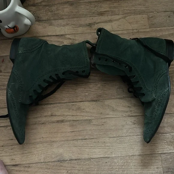 Fluevog George Cox green suede derby 8 UK - Picture 2 of 7